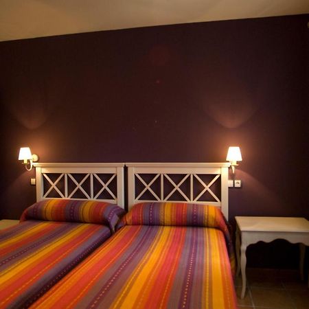Hotel Rural Los Arguellos Lugueros Exterior foto